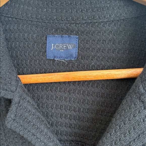 J. Crew Short-sleeve textured camp shirt Medium Waffle Knit Shirt Black - Picture 5 of 8